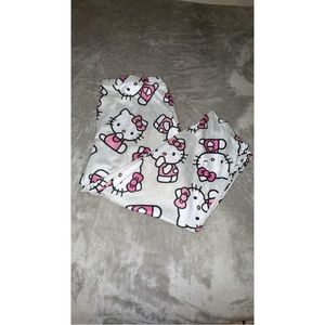 Hello kitty PJ pants, never worn. Size 22/24 (3XL)